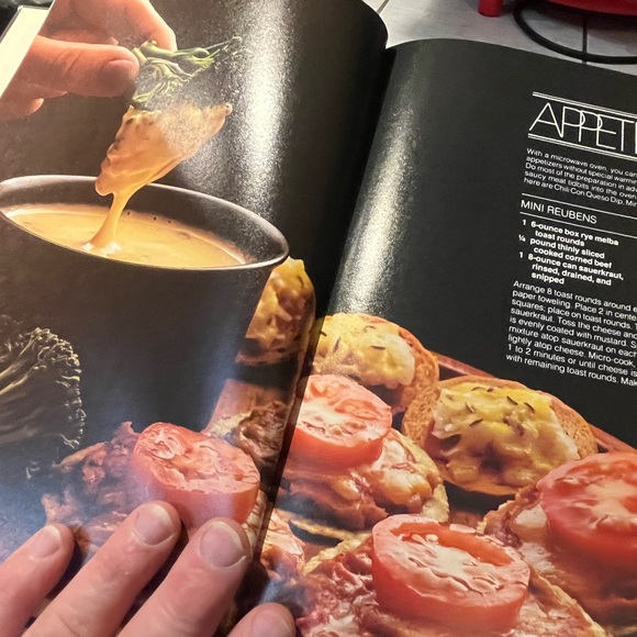 More From Your Microwave Cookbook. Copyright 1980 - Picture 4 of 7